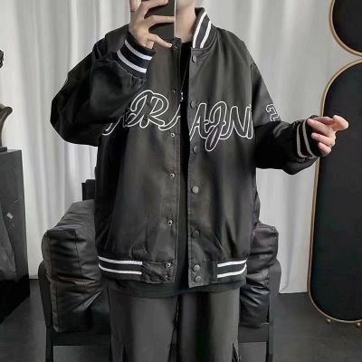 Trendy shell jack with hood
